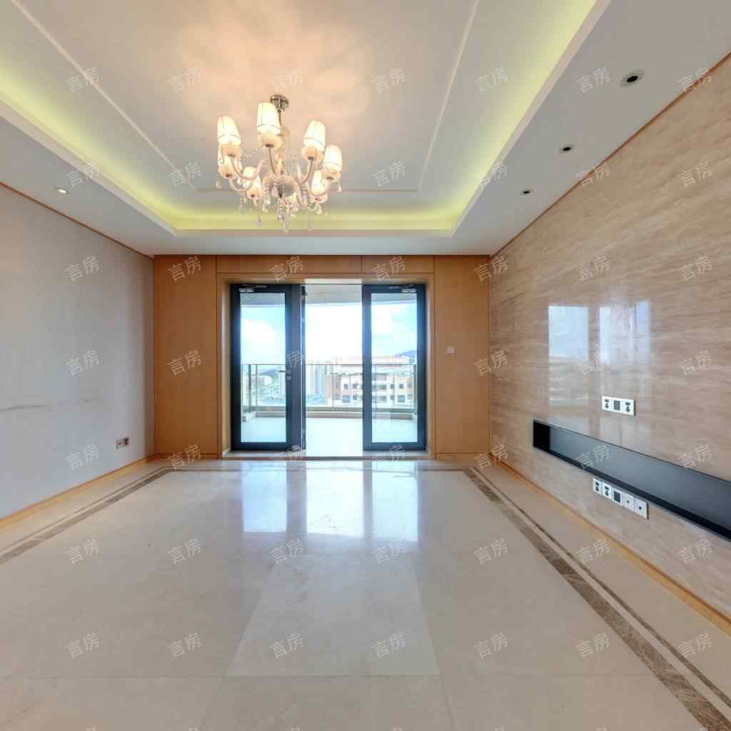 华融琴海湾 精装4房出售 房本满五年 高楼层